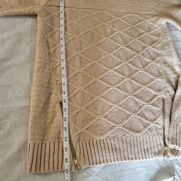 𝅺Style & CO. Large cable knit zipper metallic shimmer gold beige sweater Size L - Picture 9 of 9